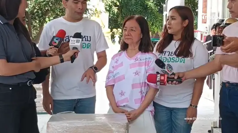 "แม่ภัทร" ลุ้นเปิดตู้เซฟ ฝากถึงลูกชาย "เบนซ์" หากยังไม่คืนกุญแจ